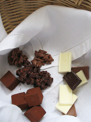 Swiss_chocolate_picnic