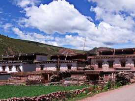 Tibet_homes_liam_bates07