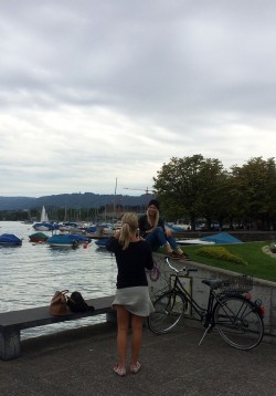 gray sky Zurich tourists_25082014